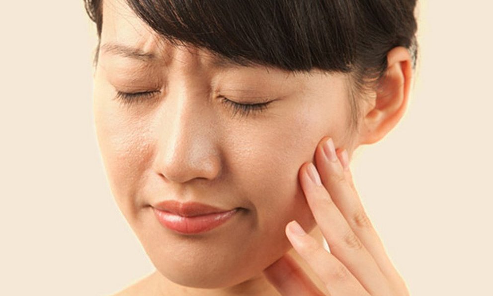 Chảy máu chân răng: Nguyên nhân và biện pháp điều trị