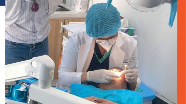 Nhổ răng cho người già cần lưu ý điều gì?
