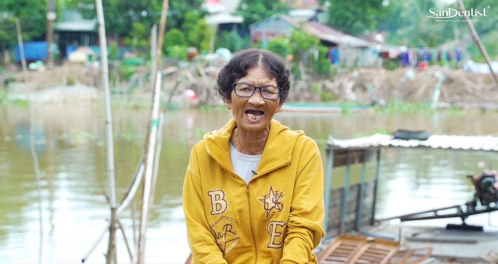 Bà Sáu Thia và hành trình "tìm lại nụ cười" cùng San Dentist