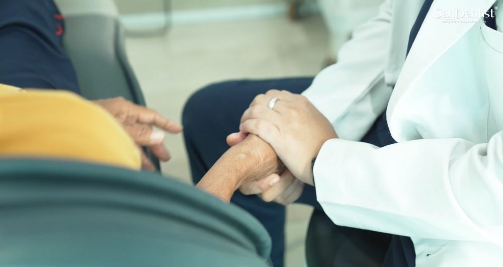 Bà Sáu Thia và hành trình "tìm lại nụ cười" cùng San Dentist