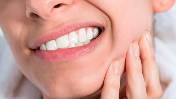 Nhận biết các vấn đề về răng miệng gây đau đầu