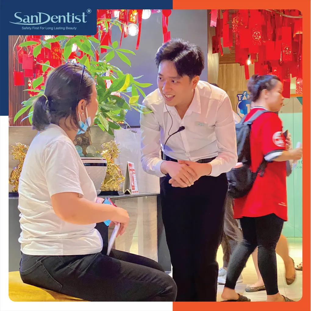 Vì sao người lớn tuổi thường có mùi hôi khó chịu?