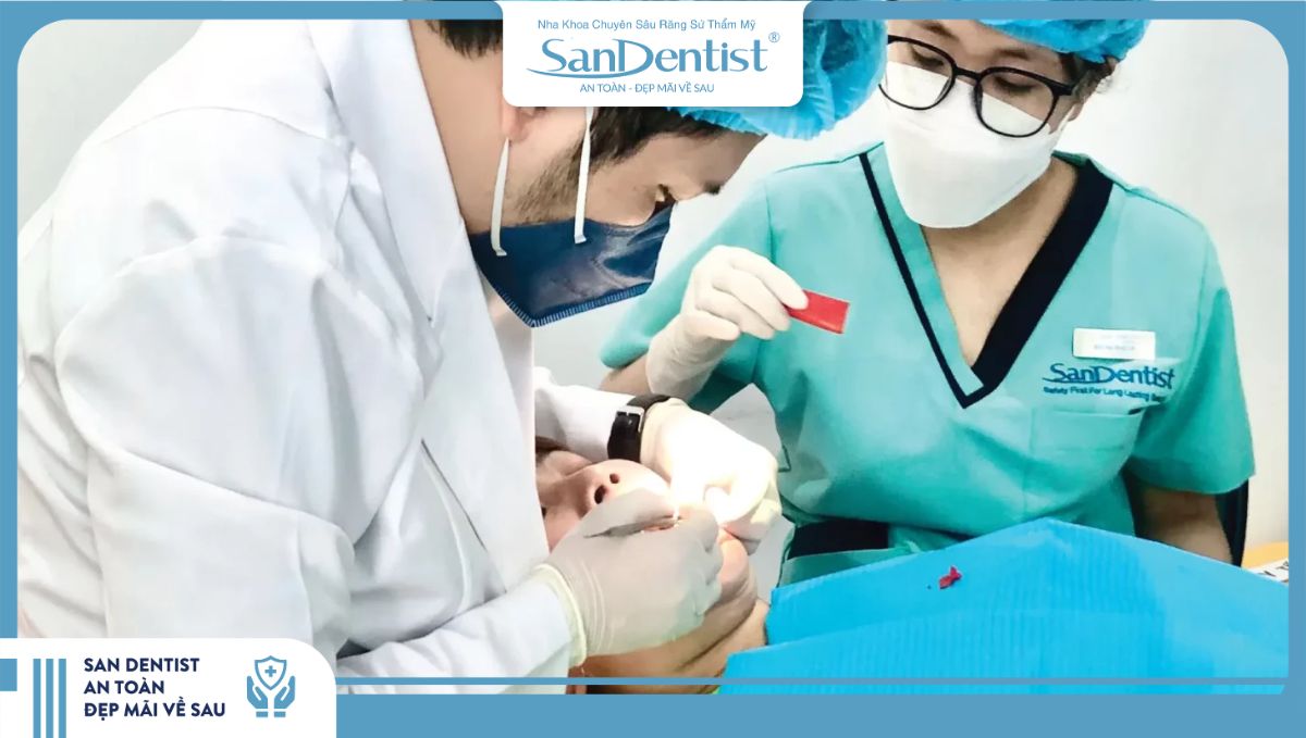 Dán sứ veneer có mài răng hay không