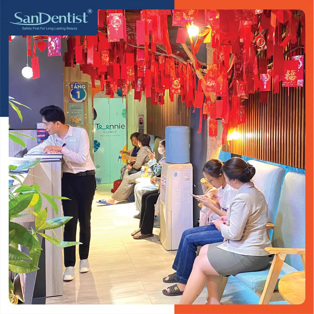 Vôi răng có tự bong tróc được hay không?