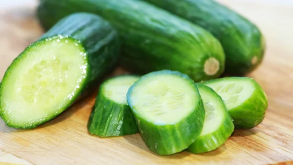 Dưa leo có điều trị được tình trạng hôi miệng?