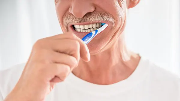 3 vấn đề răng miệng ở người già