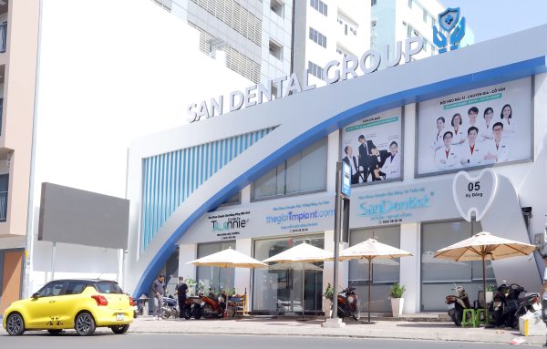 Bảng giá răng sứ 2026 - Bọc răng sứ thẩm mỹ và dán sứ Veneer tại San Dentist