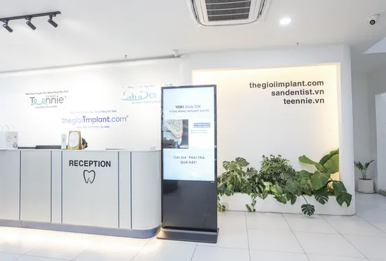 Quầy lễ tân San Dentist
