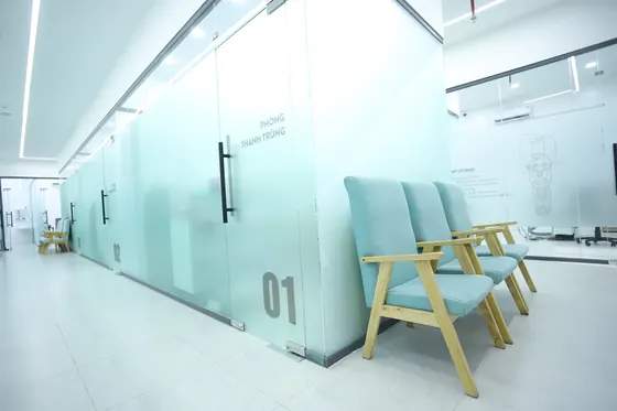 Hành lang phòng điều trị San Dentist