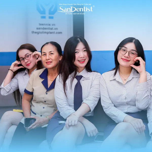 Khách hàng San Dentist